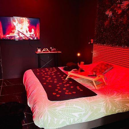 Jungle Love Room De L Hermitage Tournon-sur-Rhone Eksteriør billede