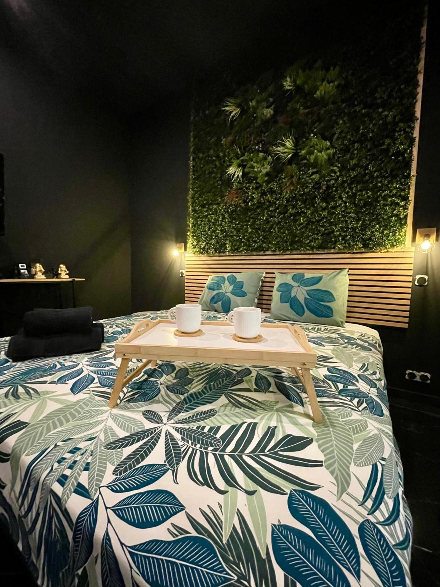Jungle Love Room De L Hermitage Tournon-sur-Rhone Eksteriør billede